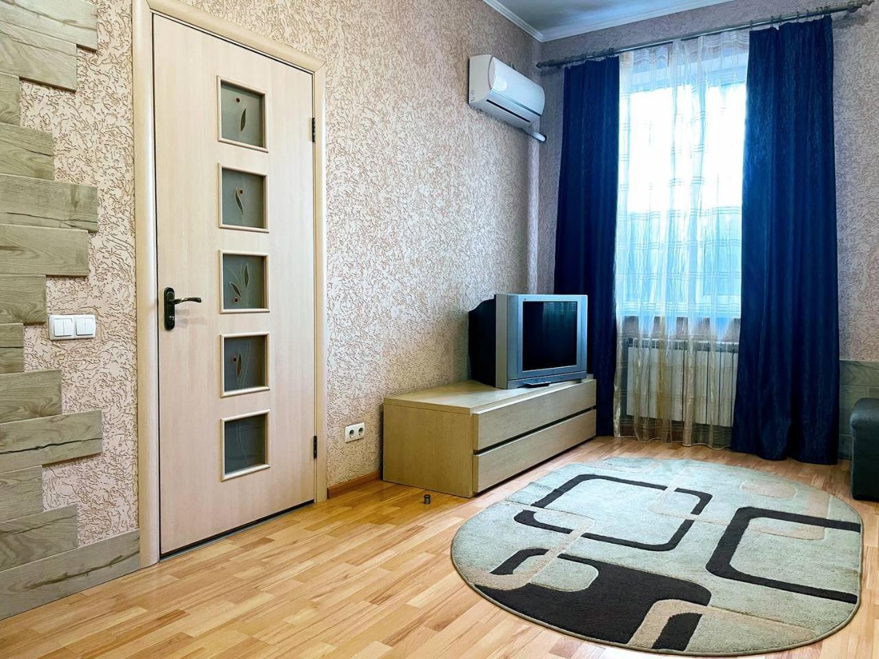 Апартаменты в центре Кривого Рога Кривий Ріг Екстер'єр фото
